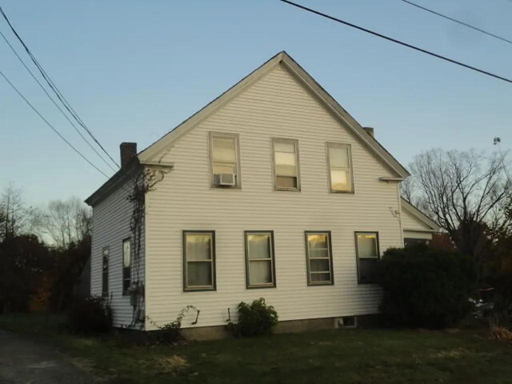 50 Royal Street Winthrop ME 04364