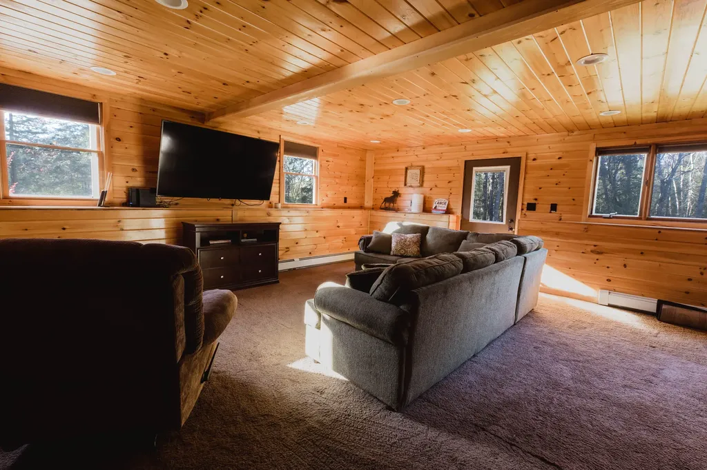 252 Hoxie Hill Road Orrington ME 04474