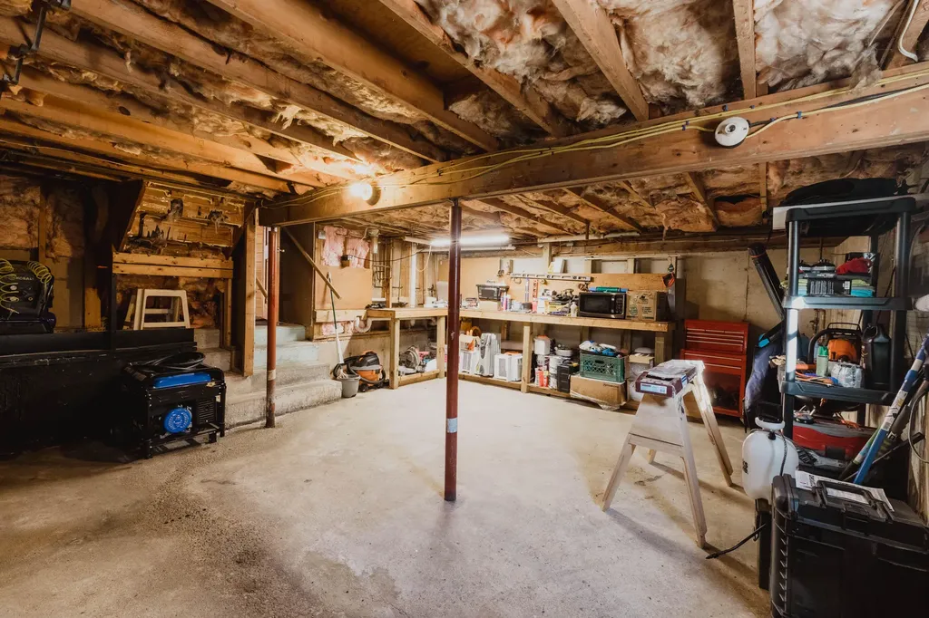 252 Hoxie Hill Road Orrington ME 04474