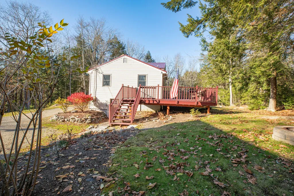 252 Hoxie Hill Road Orrington ME 04474
