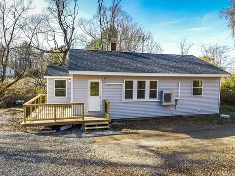 394 Highland Avenue Gardiner ME 04345