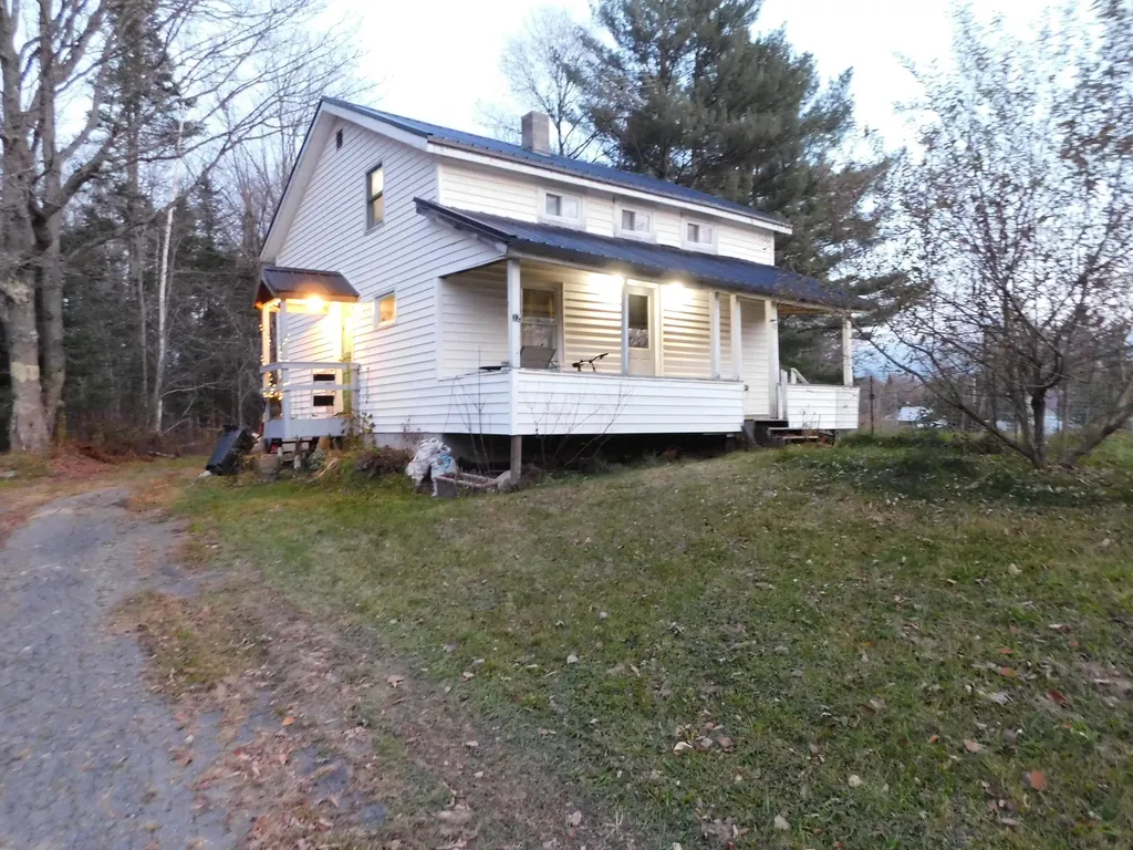 32 Chadbourne Road Harmony ME 04942
