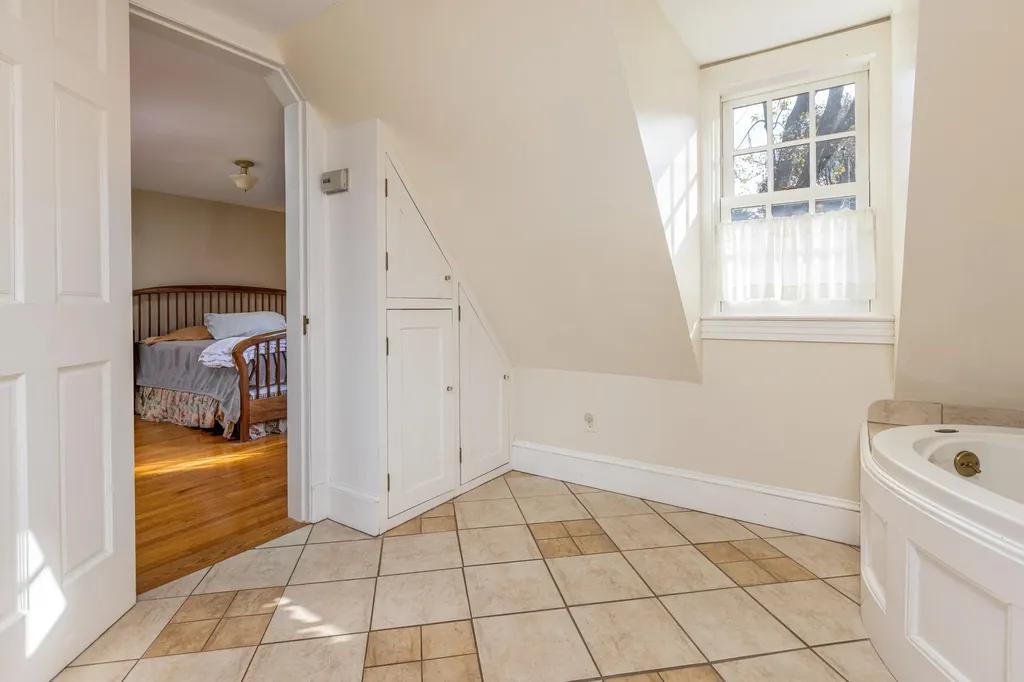 51 Garrison Street Portland ME 04102