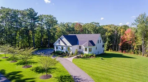 8 Stuga Lane Scarborough ME 04074