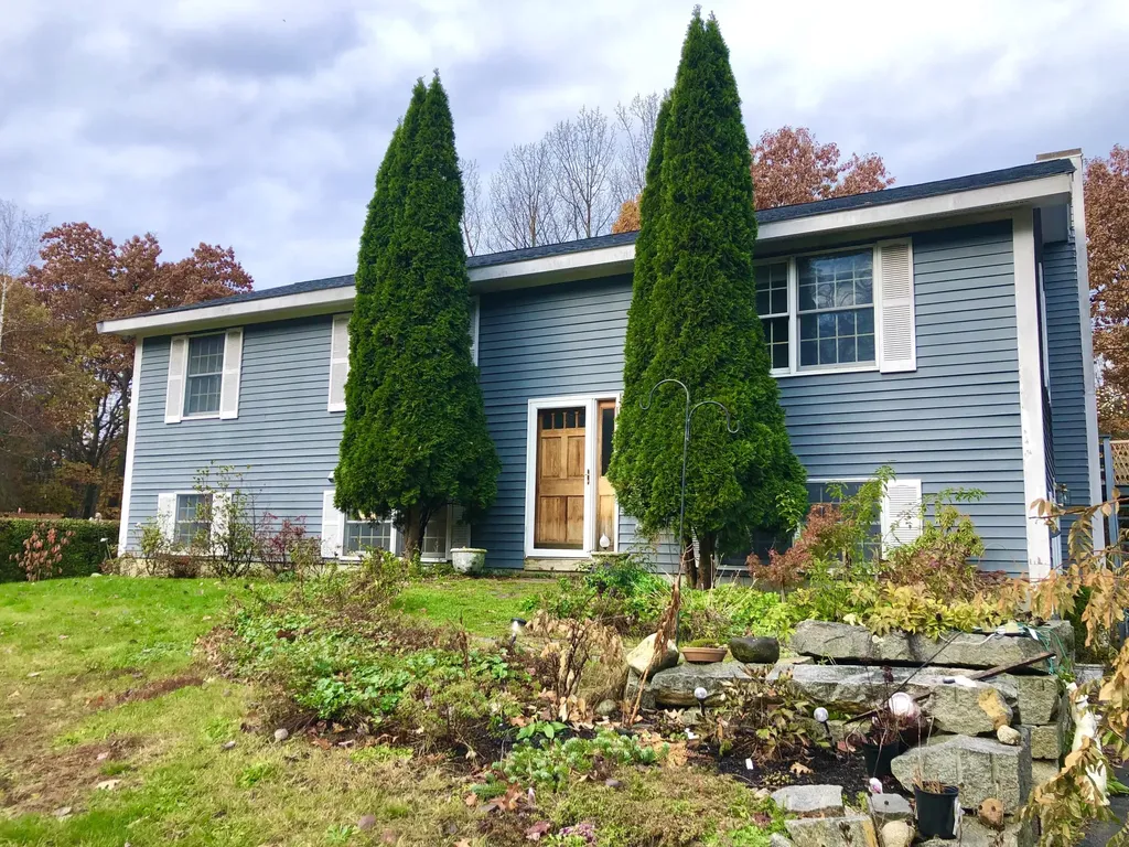 72 Highland Avenue Scarborough ME 04074
