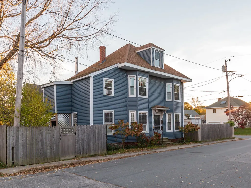 84 High Street South Portland ME 04106