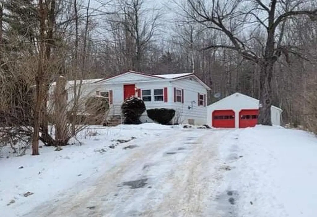 71 Deer Road Lewiston ME 04240