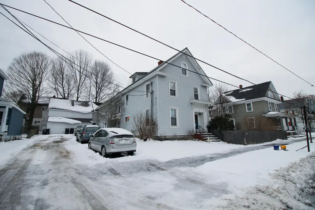 48 Elm Street Bangor ME 04401