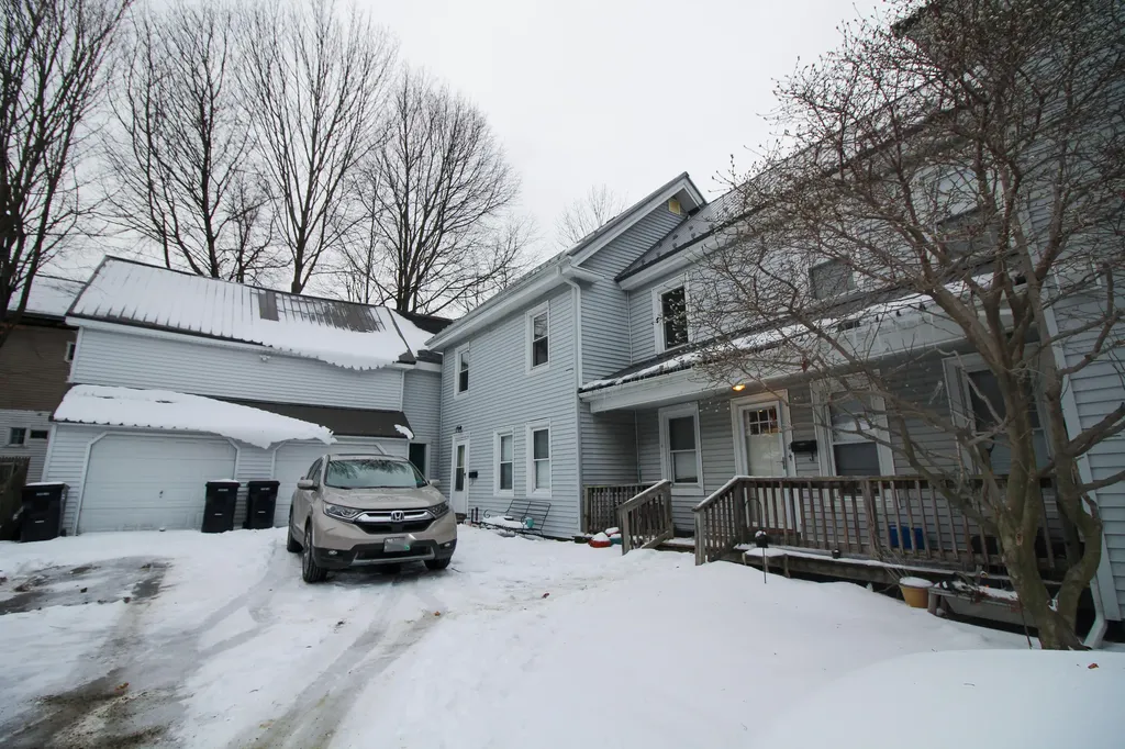48 Elm Street Bangor ME 04401