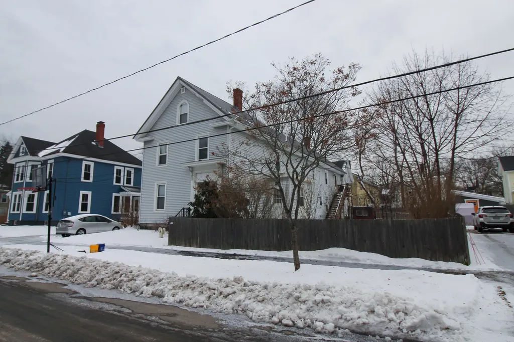 48 Elm Street Bangor ME 04401