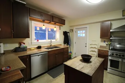 48 Elm Street Bangor ME 04401