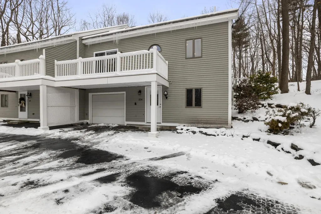 32A Old Dennett Road S Kittery ME 03904