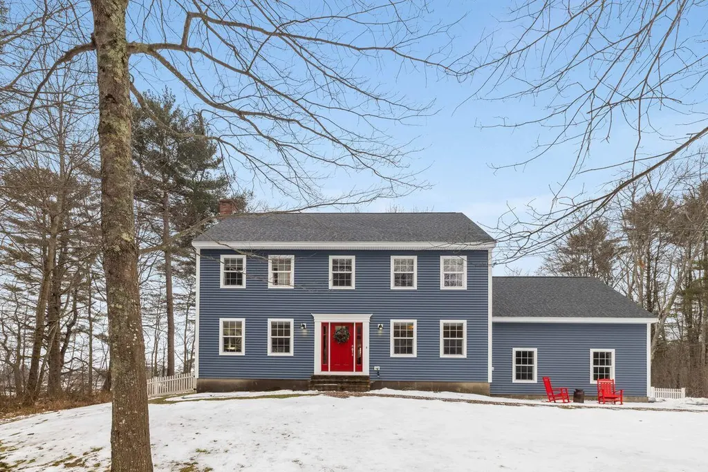 31 Durrells Woods Road Arundel ME 04046