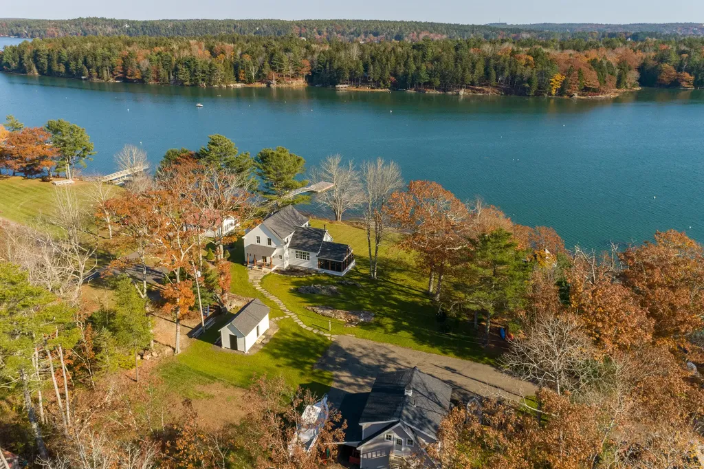 22 Wallace Shore Road Harpswell ME 04079