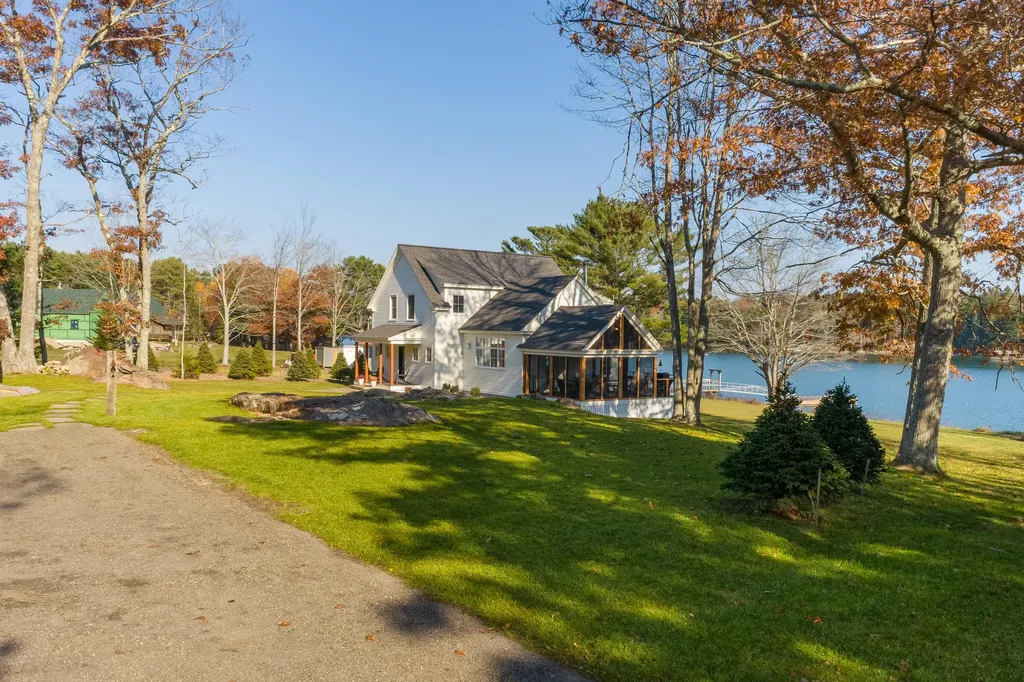 22 Wallace Shore Road Harpswell ME 04079