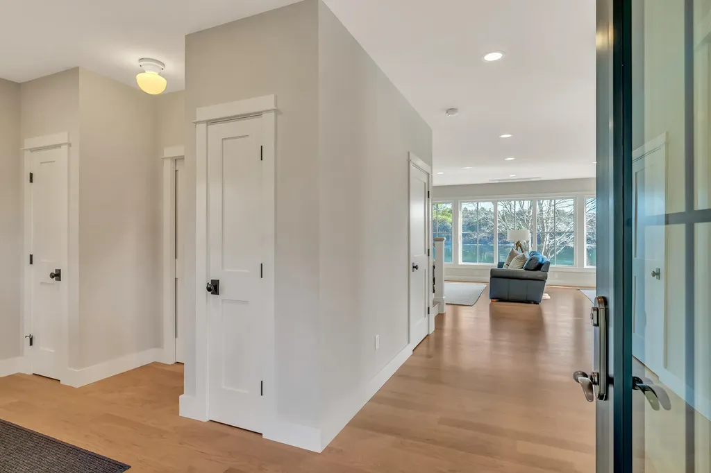 22 Wallace Shore Road Harpswell ME 04079