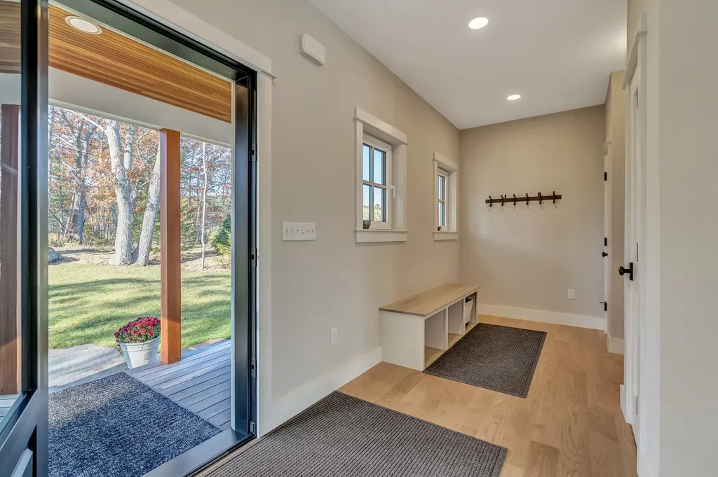 22 Wallace Shore Road Harpswell ME 04079