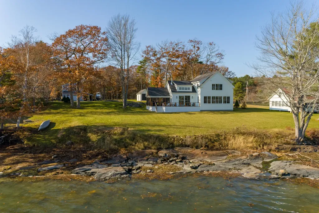 22 Wallace Shore Road Harpswell ME 04079