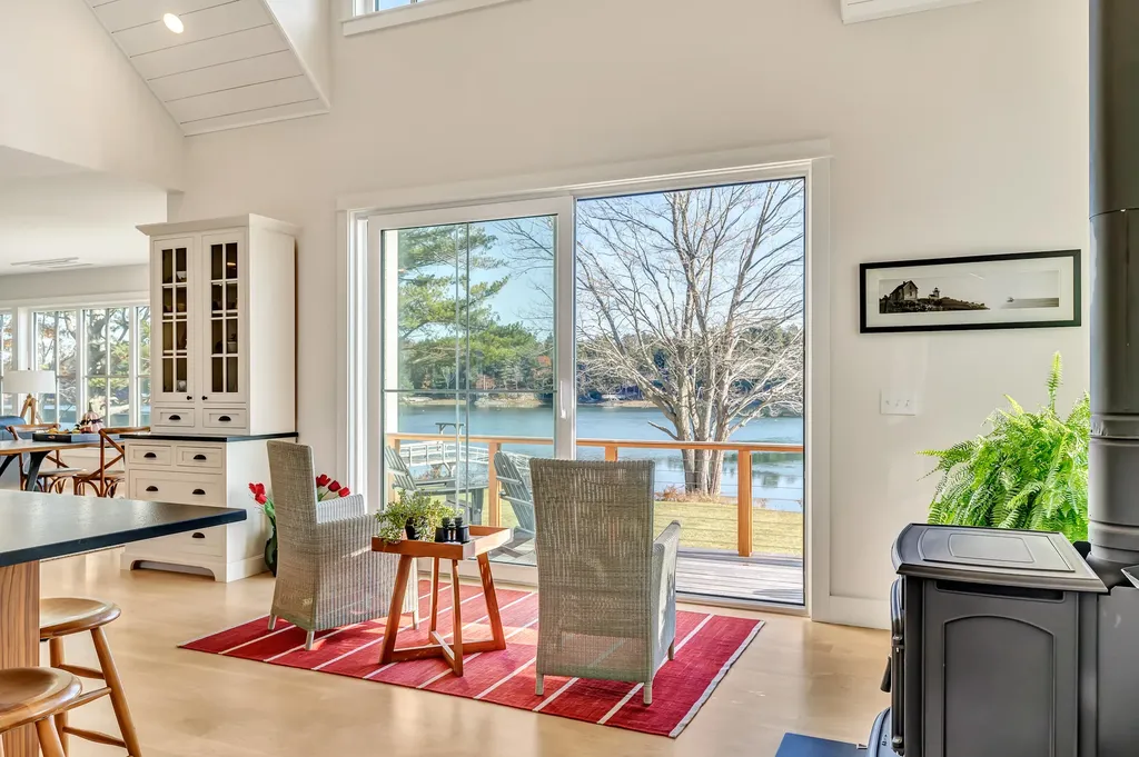 22 Wallace Shore Road Harpswell ME 04079