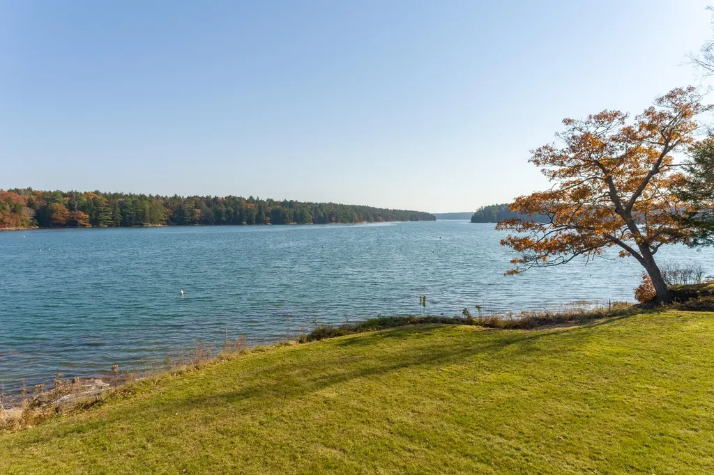 22 Wallace Shore Road Harpswell ME 04079