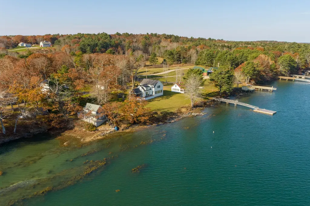 22 Wallace Shore Road Harpswell ME 04079