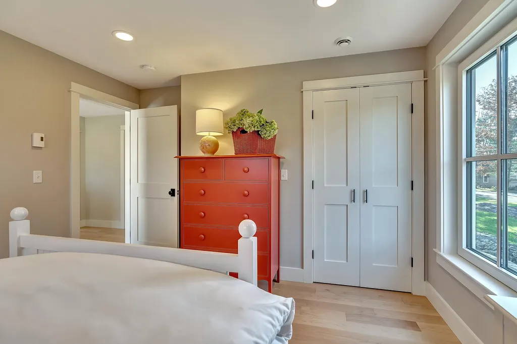 22 Wallace Shore Road Harpswell ME 04079