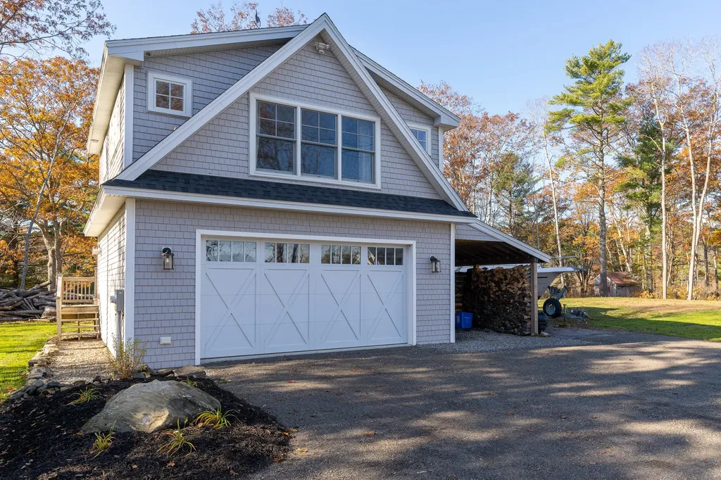 22 Wallace Shore Road Harpswell ME 04079