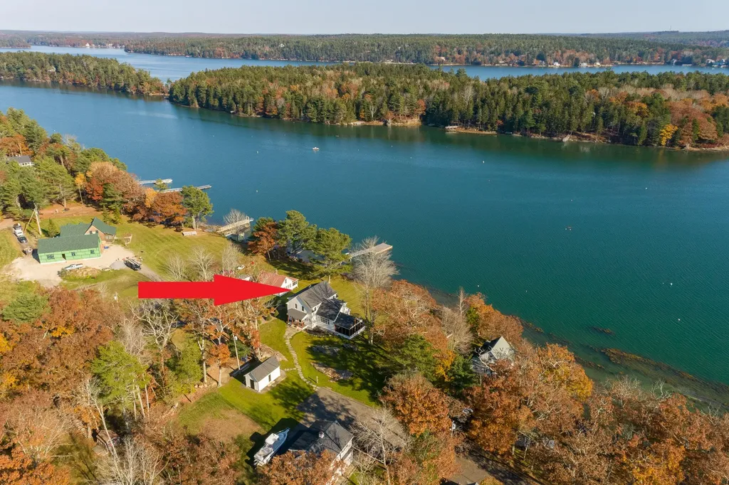 22 Wallace Shore Road Harpswell ME 04079