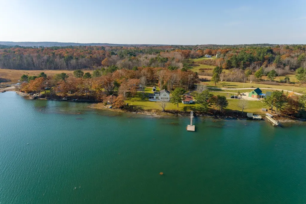 22 Wallace Shore Road Harpswell ME 04079