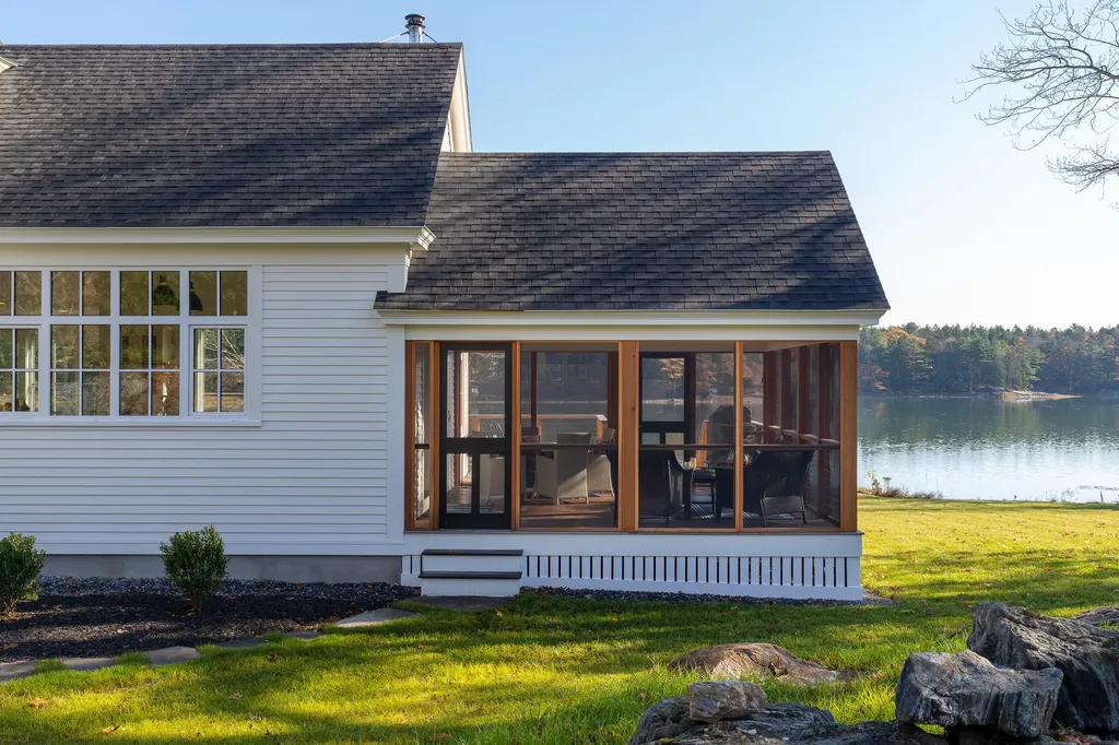 22 Wallace Shore Road Harpswell ME 04079