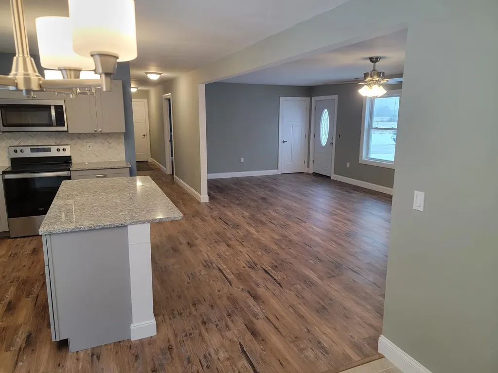 18 Mccarthy Road Benton ME 04901