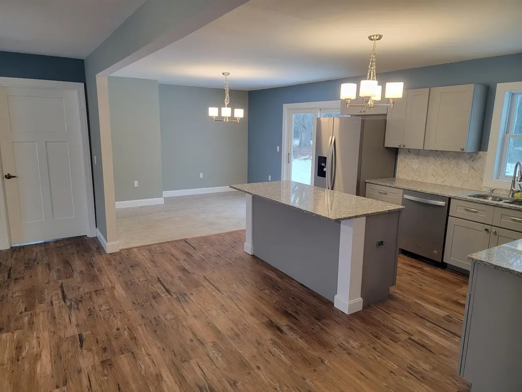 18 Mccarthy Road Benton ME 04901