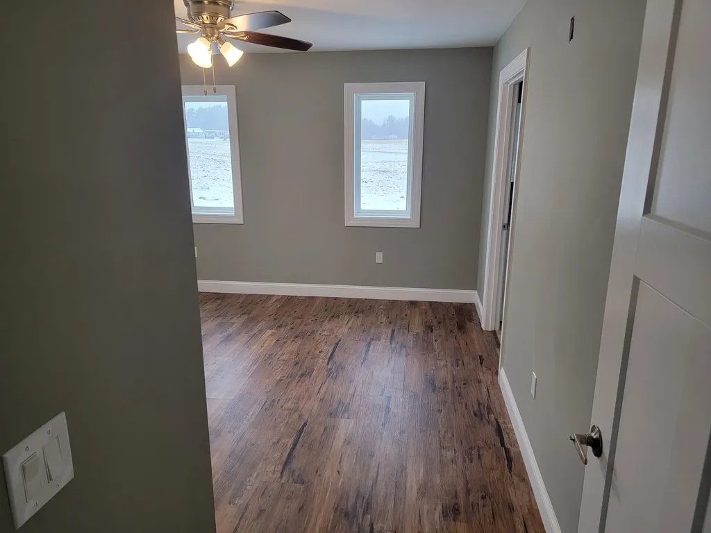 18 Mccarthy Road Benton ME 04901