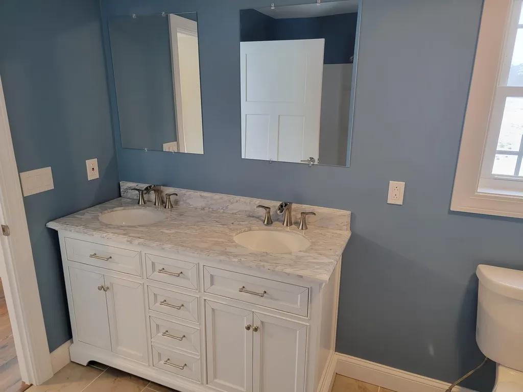 18 Mccarthy Road Benton ME 04901