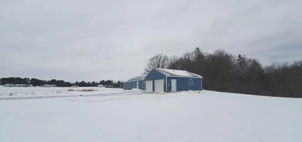 18 Mccarthy Road Benton ME 04901