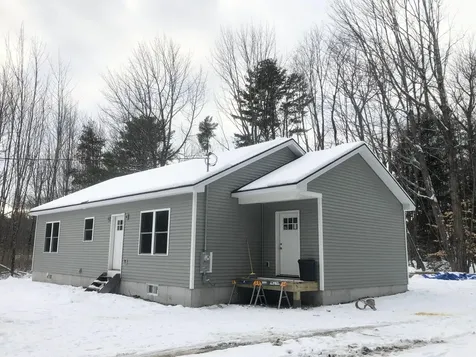 82 Plummer Road Richmond ME 04357