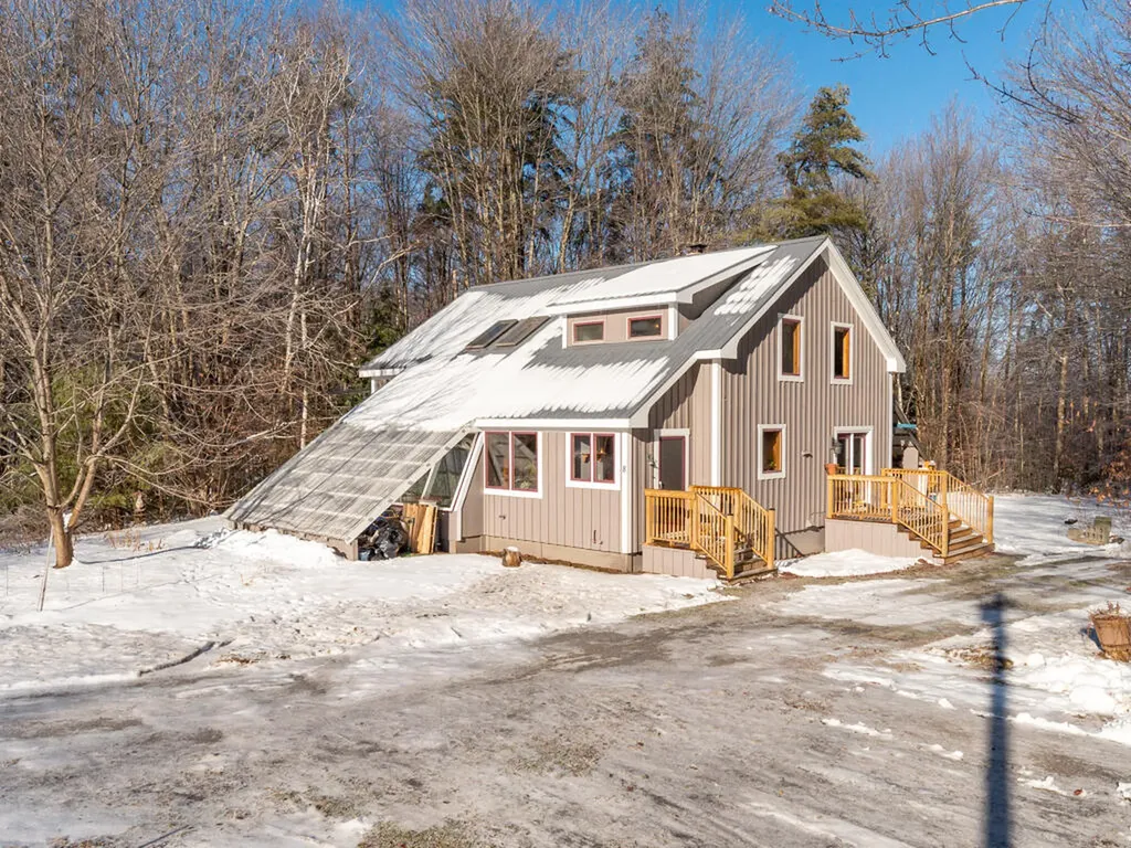 8 Glass Garden Lane Limington ME 04049
