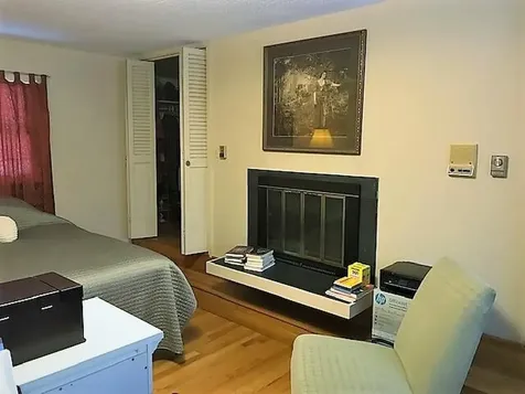 18 Twin Pond Road Topsham ME 04086