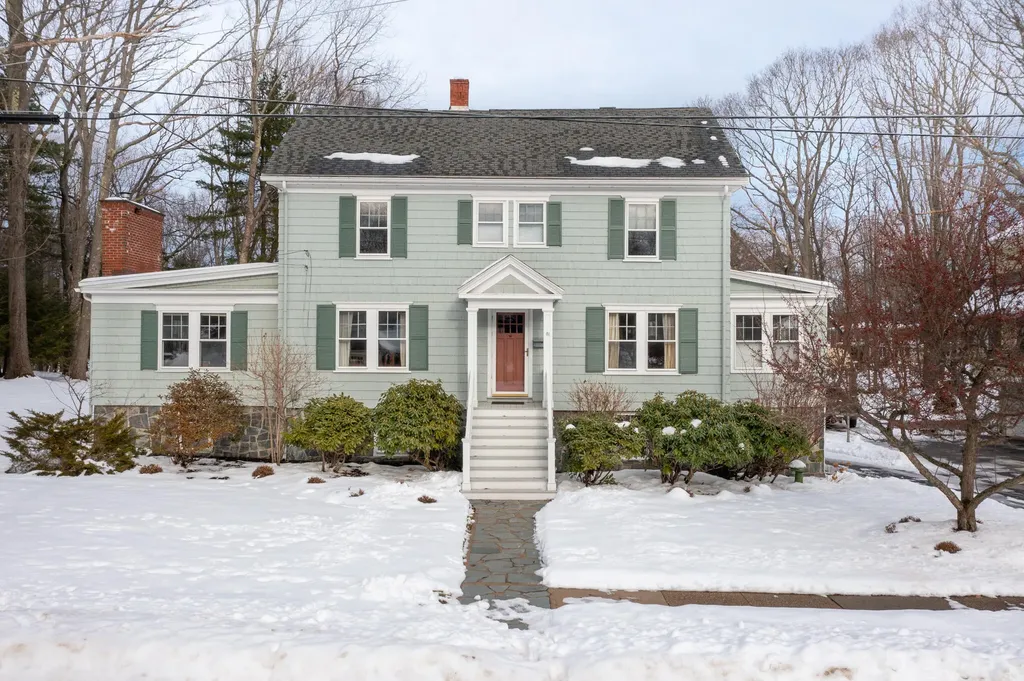 81 Adelbert Street South Portland ME 04106
