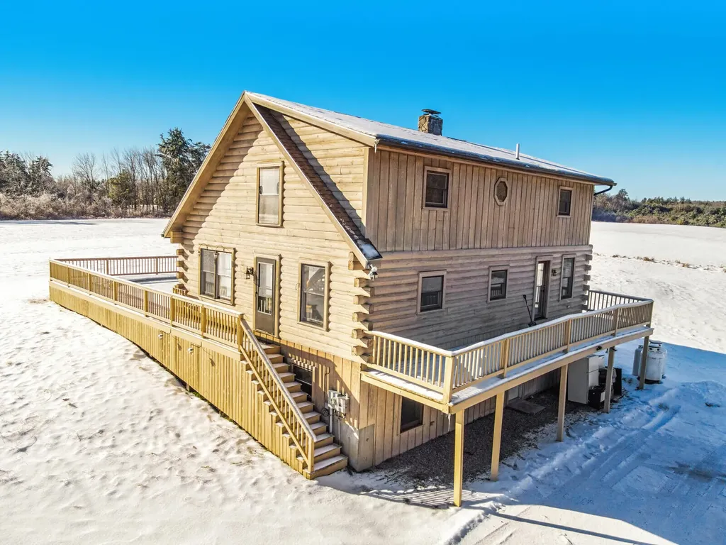 960 W River Road Augusta ME 04330
