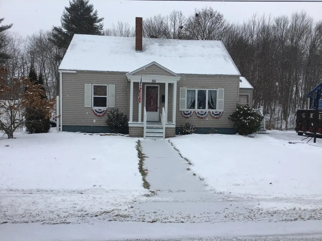 35 Central Avenue Waterville ME 04901
