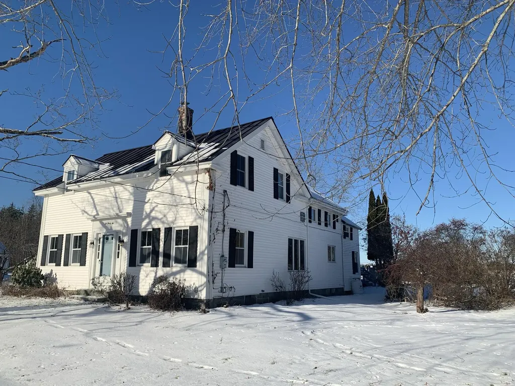 242 Old County Road Hampden ME 04444