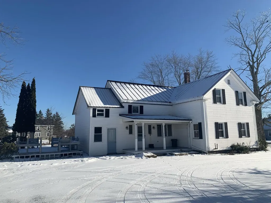 242 Old County Road Hampden ME 04444