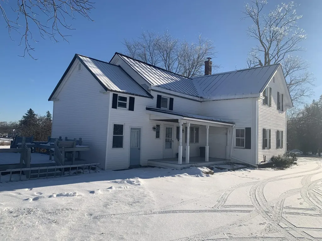 242 Old County Road Hampden ME 04444