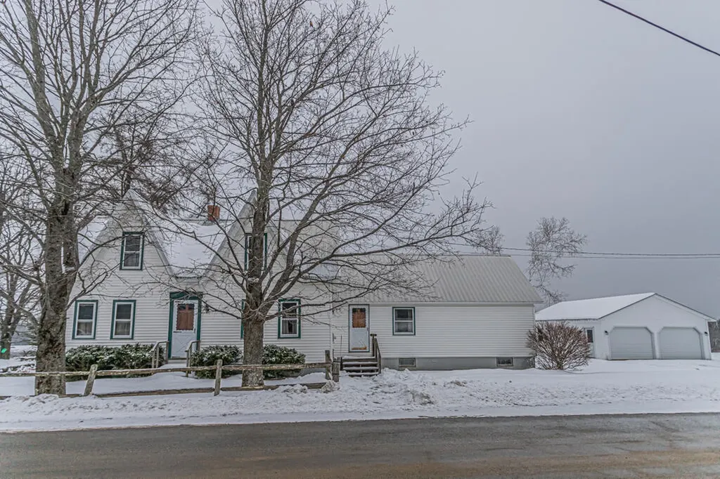 152 Stinchfield Hill Road Chesterville ME 04938