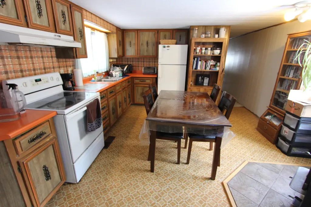 84 Ferry Road Lisbon ME 04250