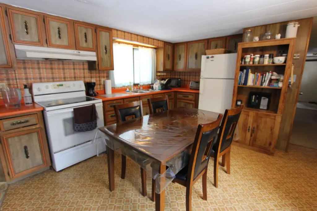 84 Ferry Road Lisbon ME 04250