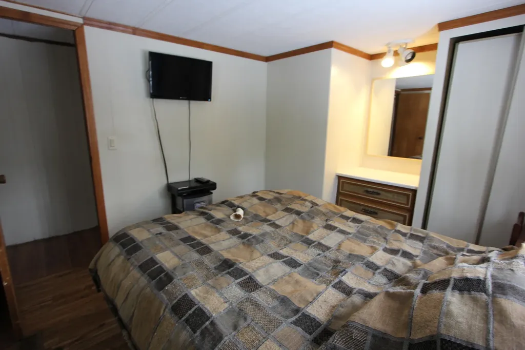 84 Ferry Road Lisbon ME 04250