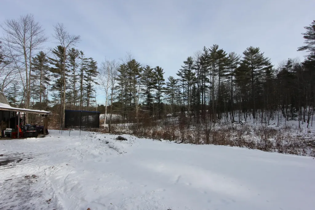 84 Ferry Road Lisbon ME 04250