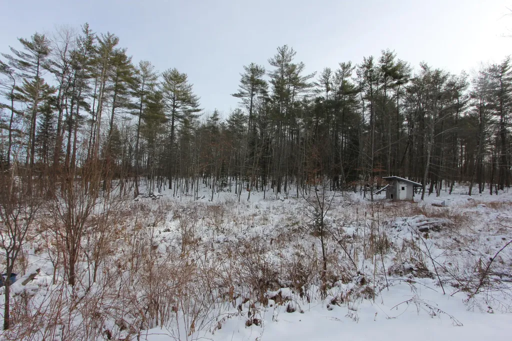84 Ferry Road Lisbon ME 04250